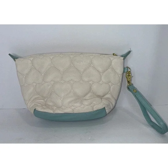 Betsy‎ Johnson Quilted Hearts Wristlet Cosmetic Clutch Zip Bag Romantic Coquette - Picture 7 of 12